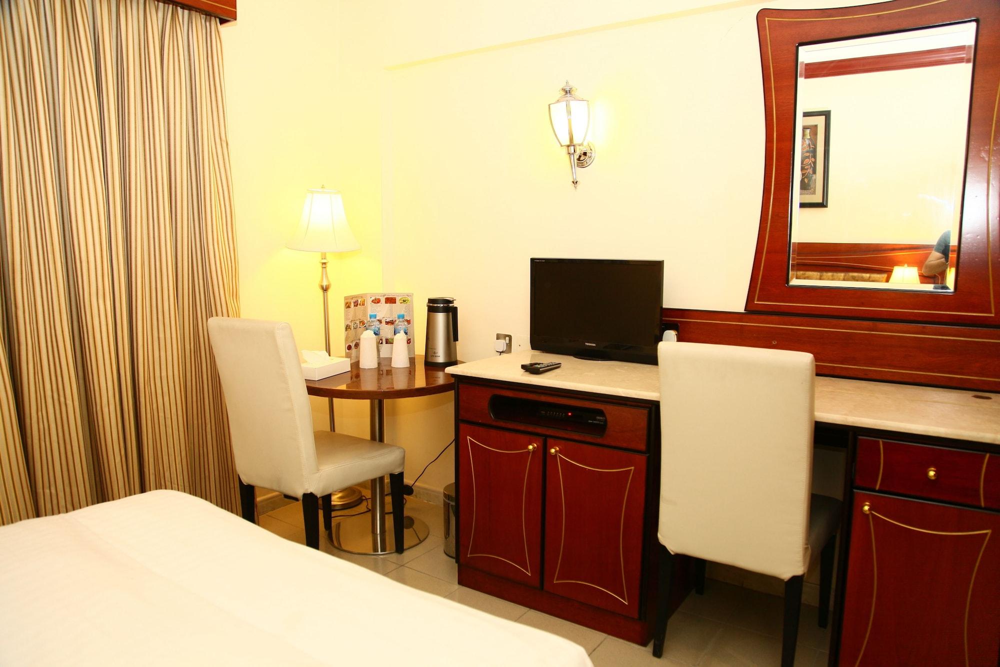 Saffron Hotel Dubai Buitenkant foto