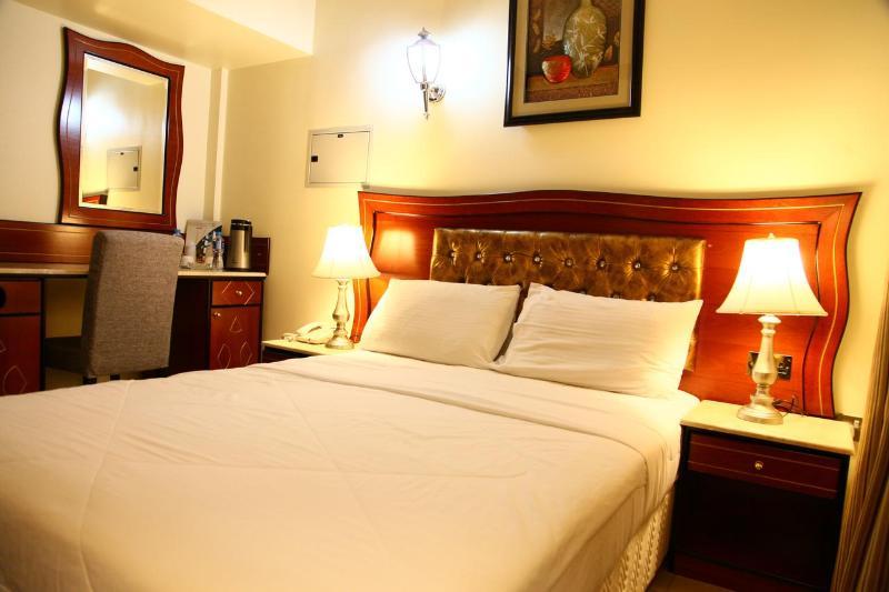 Saffron Hotel Dubai Buitenkant foto