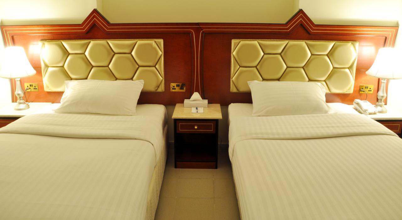 Saffron Hotel Dubai Buitenkant foto